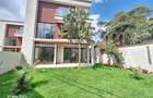 5 Bed Townhouse with En Suite at Lavington Green - 4