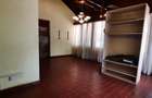 3 Bed House with En Suite at Lavington - 12