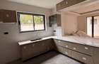 6 Bed Townhouse with En Suite in Lavington - 13