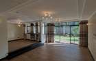 5 Bed Townhouse with En Suite in Lavington - 2