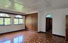 5 Bed Townhouse with En Suite in Nyari - 4