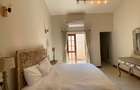 3 Bed Villa with En Suite in Bofa - 8