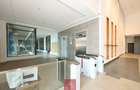 4,000 ft² Office with Service Charge Included at Riverside Drive - 8