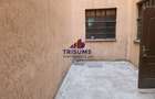 4,249 ft² Warehouse with Service Charge Included in Industrial Area - 10