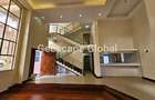 5 Bed House with En Suite in Lavington - 5