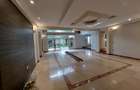5 Bed Townhouse with En Suite at Lavington Road 66 - 8