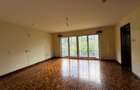 5 Bed Townhouse with En Suite in Spring Valley - 5