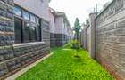 3 Bed Apartment with En Suite in Thome - 17