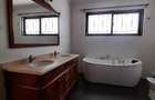 5 Bed Townhouse with En Suite at Lavington - 12