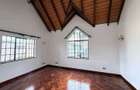 5 Bed Townhouse with En Suite in Lavington - 7