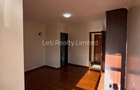 5 Bed Townhouse with En Suite in Lavington - 4