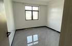 1 Bed Apartment with Swimming Pool in Kilimani - 11