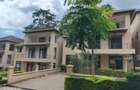 5 Bed Townhouse with En Suite at Lavington - 1