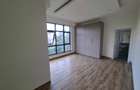 4 Bed Apartment with En Suite in Riverside - 8