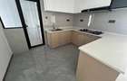 3 Bed Apartment with En Suite in Riverside - 5