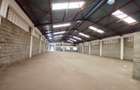 7,000 ft² Warehouse with Parking in Industrial Area - 5