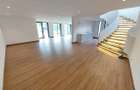 6 Bed House with En Suite in Nyari - 3