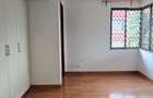 5 Bed Townhouse with En Suite at Off Convent Drive - 9