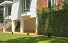 5 Bed House with En Suite at Rosslyn Lone Tree - 2