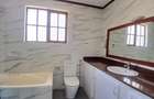4 Bed Townhouse with En Suite at Off James Gichuru Road - 10