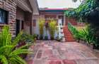 4 Bed House with En Suite in Runda - 17