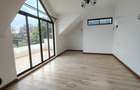 3 Bed Apartment with En Suite at Nyari - 10