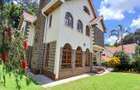 4 Bed Townhouse with En Suite at James Gichuru - 2