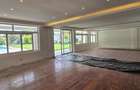 5 Bed House with En Suite in Runda - 15