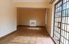 5 Bed Townhouse with En Suite in Westlands Area - 7