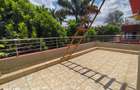 5 Bed Townhouse with En Suite at Convert Drive - 10