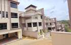 5 Bed Townhouse with En Suite at Lavington Green - 4