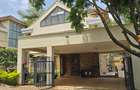 5 Bed Townhouse with En Suite at Lavington Green - 1