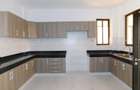 4 Bed Apartment with En Suite in Nyali Area - 17