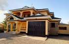 4 Bed Townhouse with En Suite at Namanga Road - 3