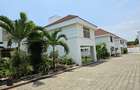 5 Bed Villa with En Suite in Nyali Area - 3