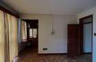 4 Bed Townhouse with En Suite in Lavington - 9