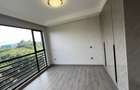 2 Bed Apartment with En Suite at Riverside Drive - 10
