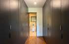3 Bed Apartment with En Suite in Riverside - 8