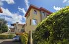 5 Bed Townhouse with En Suite in Lavington - 2