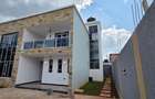 5 Bed House with En Suite at Varsityville Estate - 2
