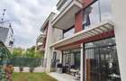 5 Bed Townhouse with En Suite at Lavington Green - 20