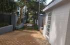 5 Bed House with En Suite in Runda - 11