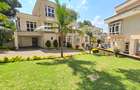 5 Bed Townhouse with En Suite at Off Convent Drive - 6