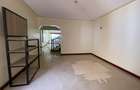 5 Bed Townhouse with En Suite in Lavington - 12