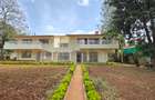 5 Bed House with En Suite at Nyari Central - 1