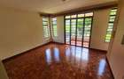 4 Bed Townhouse with En Suite in Nyari - 3