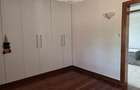 4 Bed House with En Suite in Runda - 12