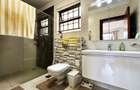 3 Bed Apartment in Parklands - 12