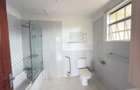 5 Bed Townhouse with En Suite in Riverside - 9