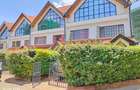 5 Bed Townhouse with En Suite at School Lane - 8